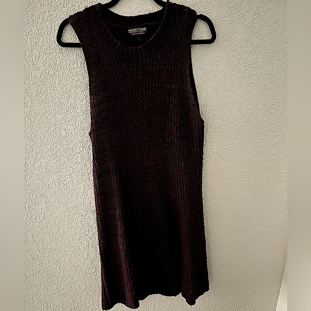 Burgundy sleeveless knit dress size XL.